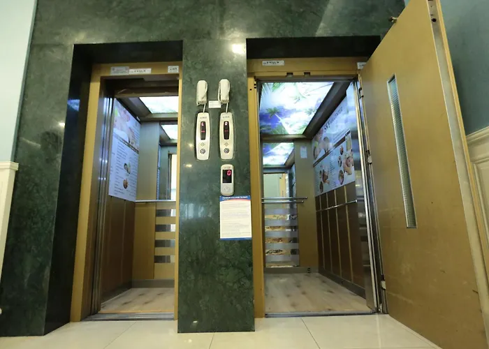 Bursa Palas Hotel Бурса